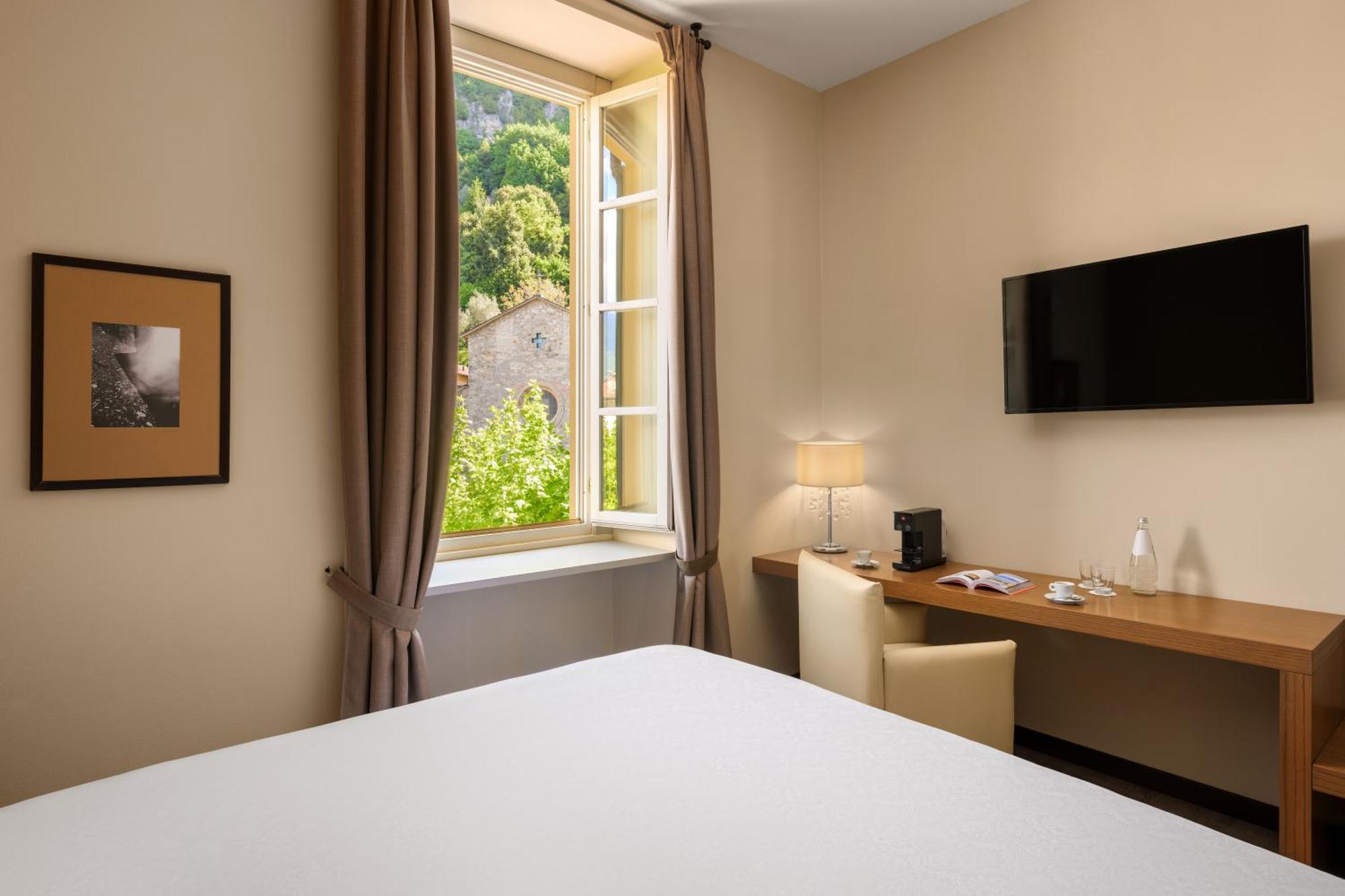 Hotel Royal Victoria, By R Collection Hotels Varenna Esterno foto
